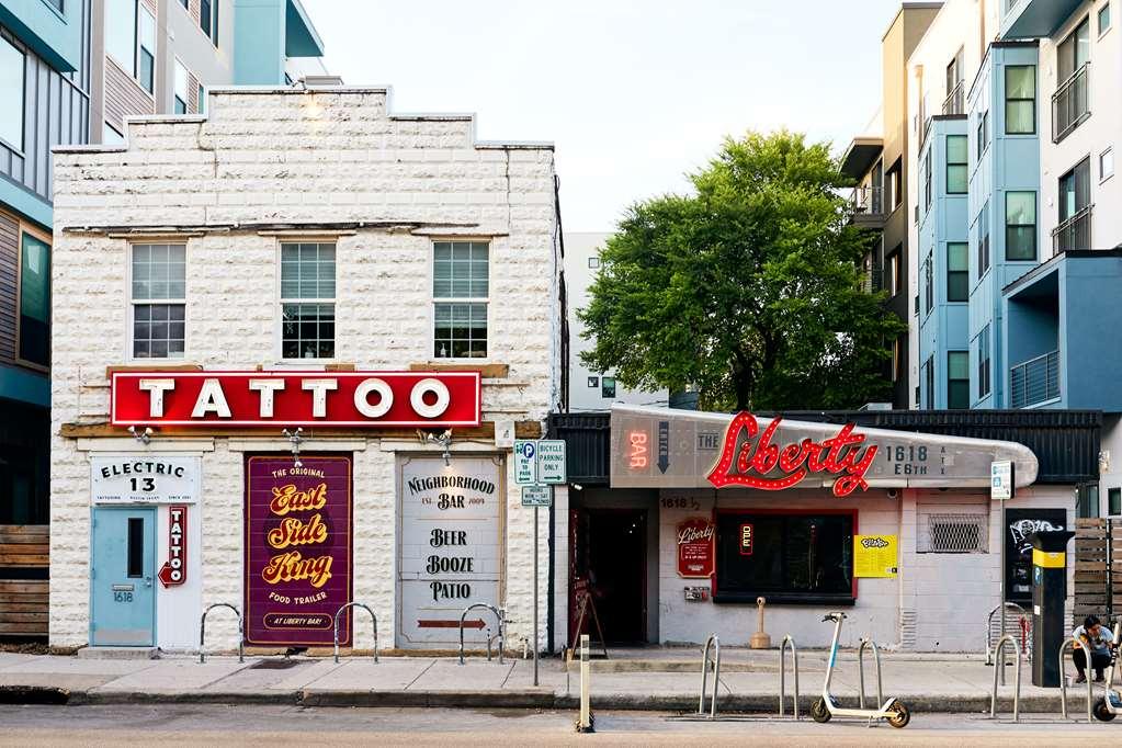 Sentral East Austin At 1614 E. Sixth Hotel Ресторант снимка