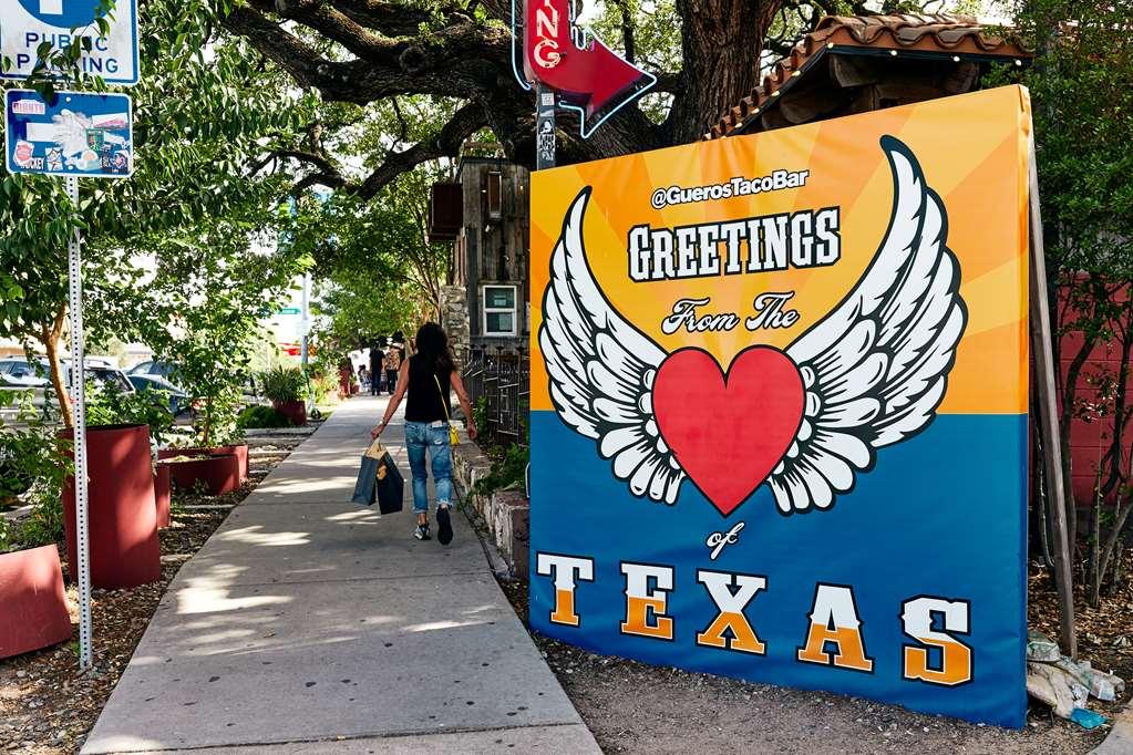 Sentral East Austin At 1614 E. Sixth Hotel Удобства снимка